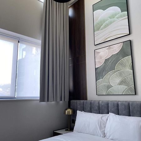 Lovely Studio Apartment In Central Гастингс Экстерьер фото